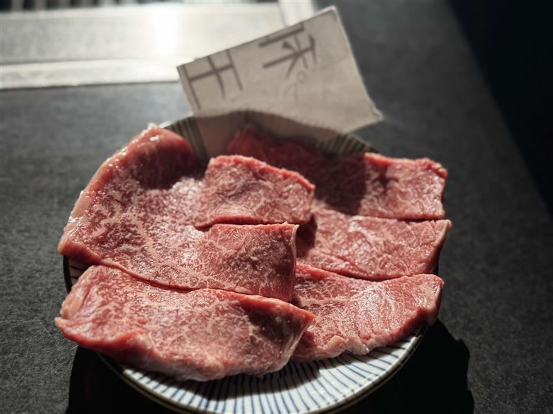 14焼肉もっこすランプ