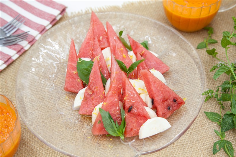 すいかのカプレーゼ