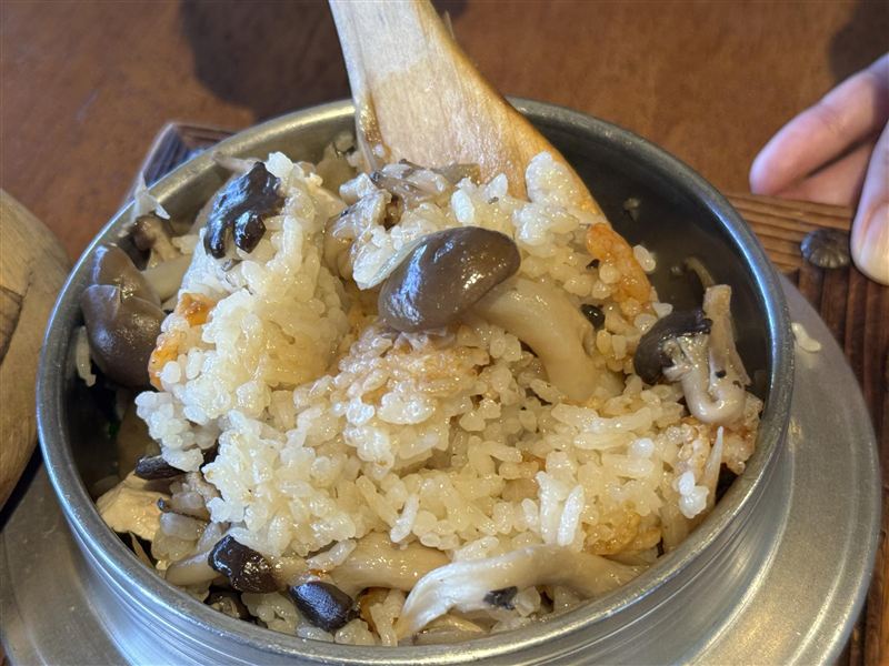 ⑮五目釜めししゃもじ